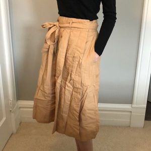 Kowtow tan cargo wrap skirt